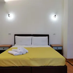 Apartment Pergolesi