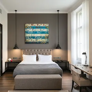 quentin-prague-hotel.praguehotelsweb.com/