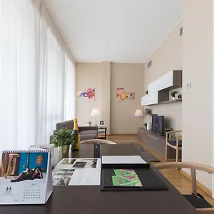 Appartement Hemeras Boutique Homes - Design Near Duomo Cathedral