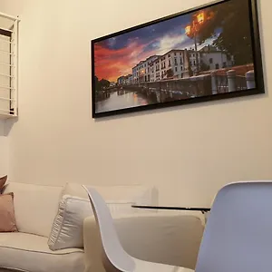 la-petite-maison-treviso.hotelinveneto.com/